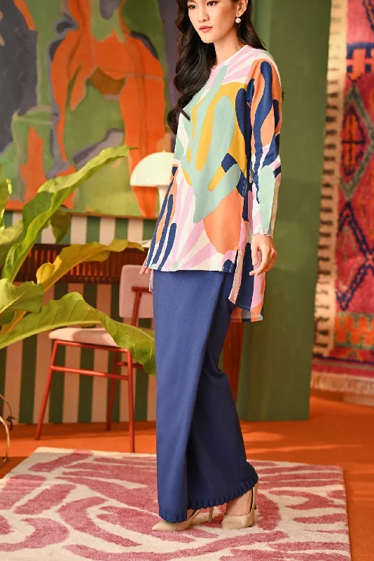 The Rasa Cinta Women Folded Skirt - Steel Blue leather skirt refined