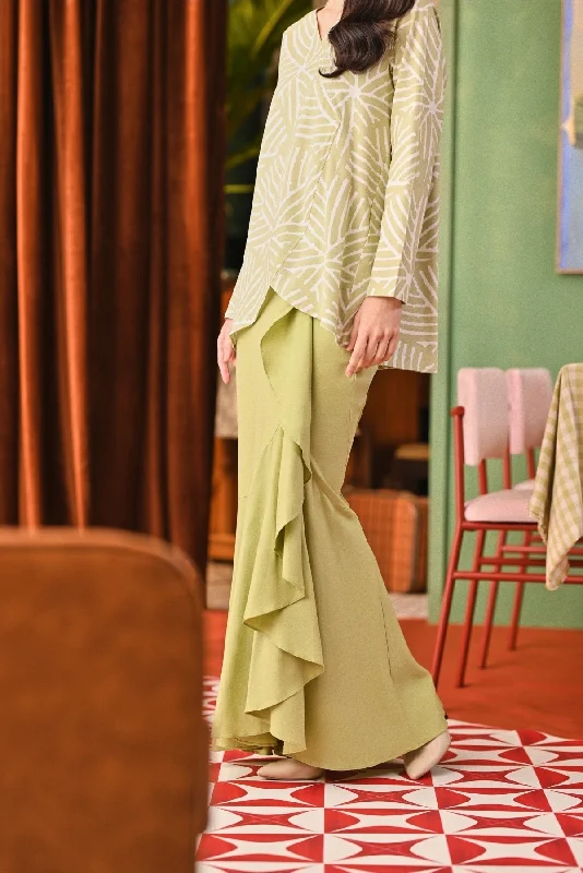 The Capai Women Ruffle Skirt - Tea Green high waist skirt