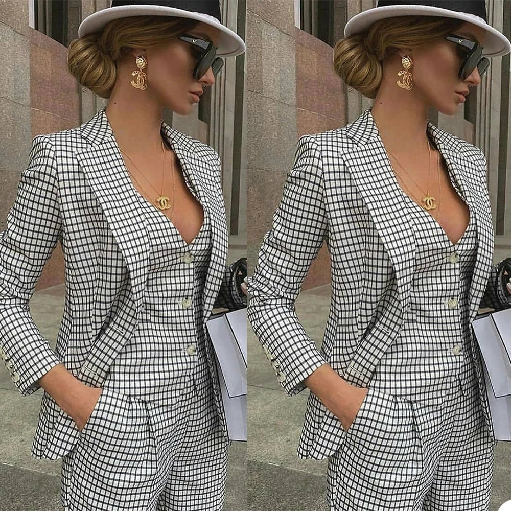 Spring Women Suits Tailored Made White/Black Plaid Mother Of Bride Dress 3 Piece Jacket+Vest+Pants Slim Fit Tailleur Femme 2023 Chenille Fabric Brocade Fabric Lace Fabric Spring Women Suits Tailored Made White/Black Plaid Mother Of Bride Dress 3 Piece Jacket+Vest+Pants Slim Fit Tailleur Femme 2023 Chenille Fabric Brocade Fabric Lace Fabric