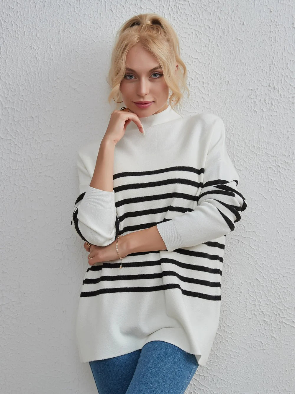 CLASSY LARGE SIZE STRIPED ROUND NECK LOOSE SWEATER Welt Pockets Slit Pockets Flap Pockets CLASSY LARGE SIZE STRIPED ROUND NECK LOOSE SWEATER Welt Pockets Slit Pockets Flap Pockets