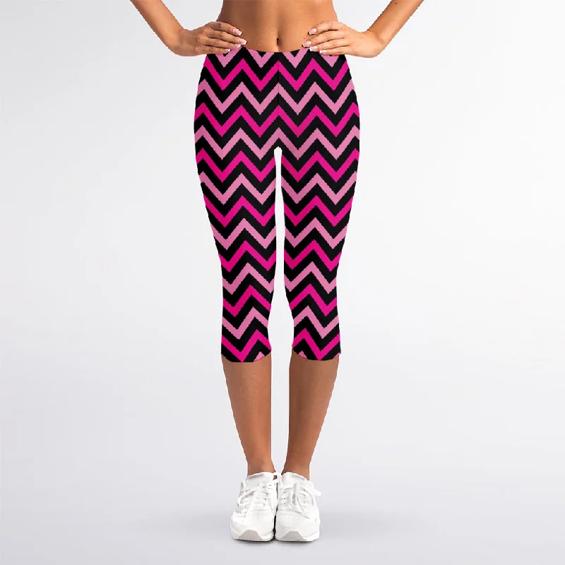 Hot Pink And Black Chevron Pattern Print Women's Capri Leggings Comfortable Bootcut Workout Leggings Hot Pink And Black Chevron Pattern Print Women's Capri Leggings Comfortable Bootcut Workout Leggings