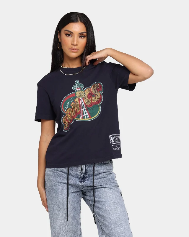 Mitchell & Ness Women's Seattle Sonics Oversized Logo HWC Vintage T-Shirt Faded Black Front Pockets Side Pockets Patch Pockets Mitchell & Ness Women's Seattle Sonics Oversized Logo HWC Vintage T-Shirt Faded Black Front Pockets Side Pockets Patch Pockets