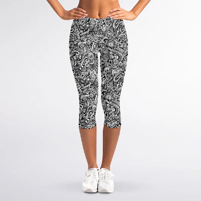 Monochrome Graffiti Hippie Pattern Print Women's Capri Leggings Stylish Printed Sport Leggings Monochrome Graffiti Hippie Pattern Print Women's Capri Leggings Stylish Printed Sport Leggings