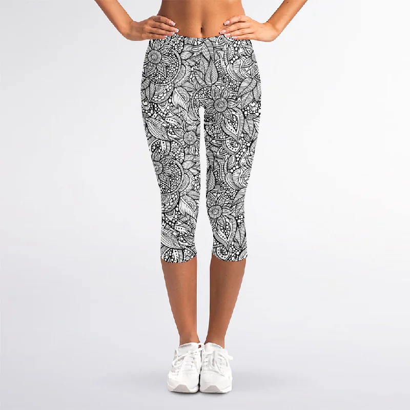 Monochrome Zentangle Pattern Print Women's Capri Leggings Comfortable Tummy Shaping Leggings Monochrome Zentangle Pattern Print Women's Capri Leggings Comfortable Tummy Shaping Leggings