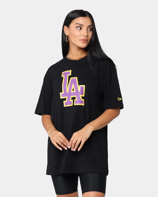 New Era Los Angeles Dodgers Oversized Crossover T-Shirt Black Notch Collar Peter Pan Collar Cowl Neck New Era Los Angeles Dodgers Oversized Crossover T-Shirt Black Notch Collar Peter Pan Collar Cowl Neck