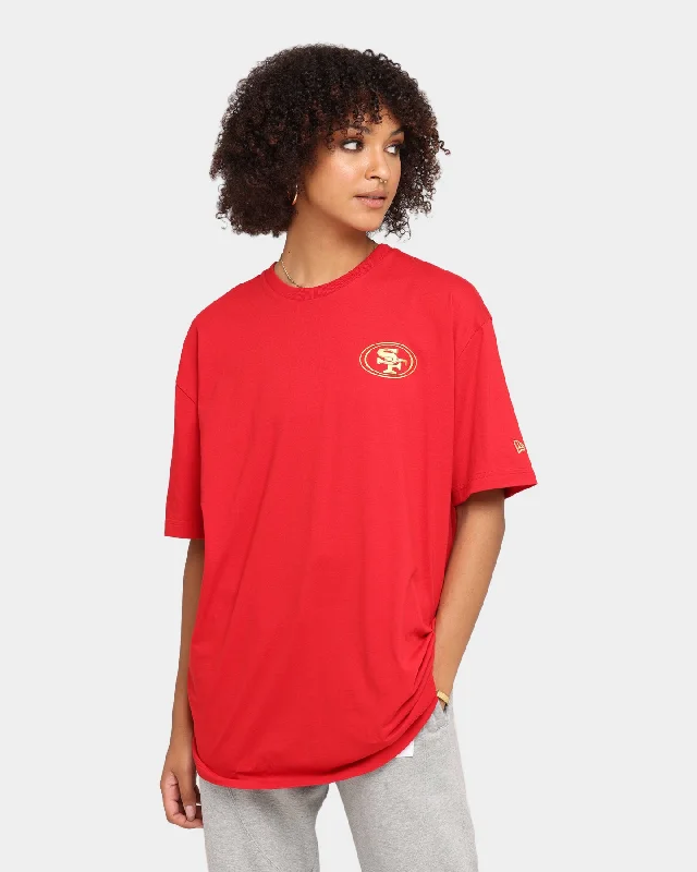 New Era San Francisco 49ers Oversize T-Shirt Scarlet/Gold Chenille Blend Fleece Blend Nylon Blend New Era San Francisco 49ers Oversize T-Shirt Scarlet/Gold Chenille Blend Fleece Blend Nylon Blend